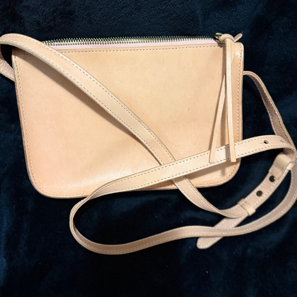 MADEWELL The Simple Crossbody in Nude* - Picture 2 of 13
